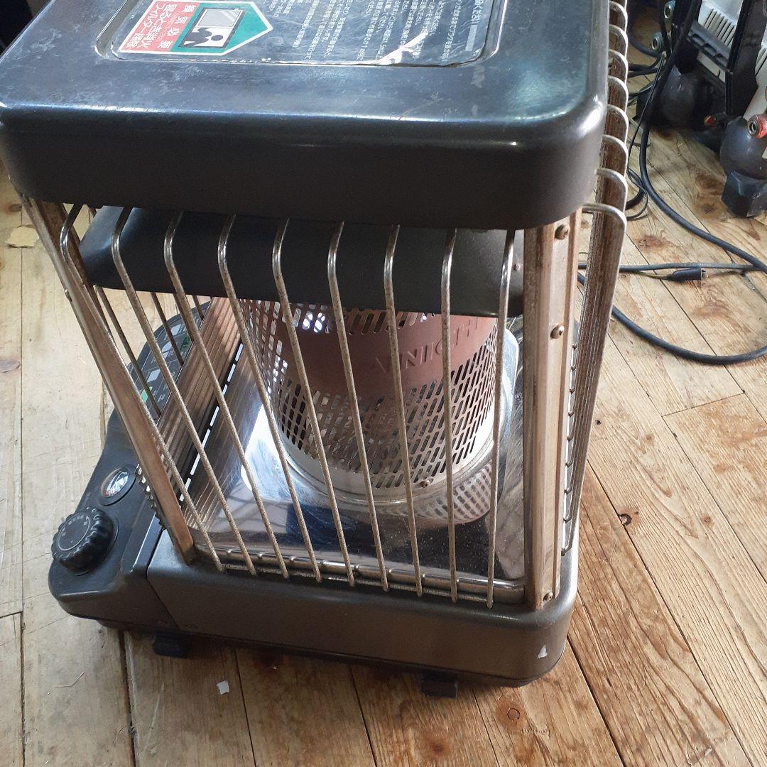 業務用ストーブ　Dainichi FM-811 石油ストーブ　ストーブ