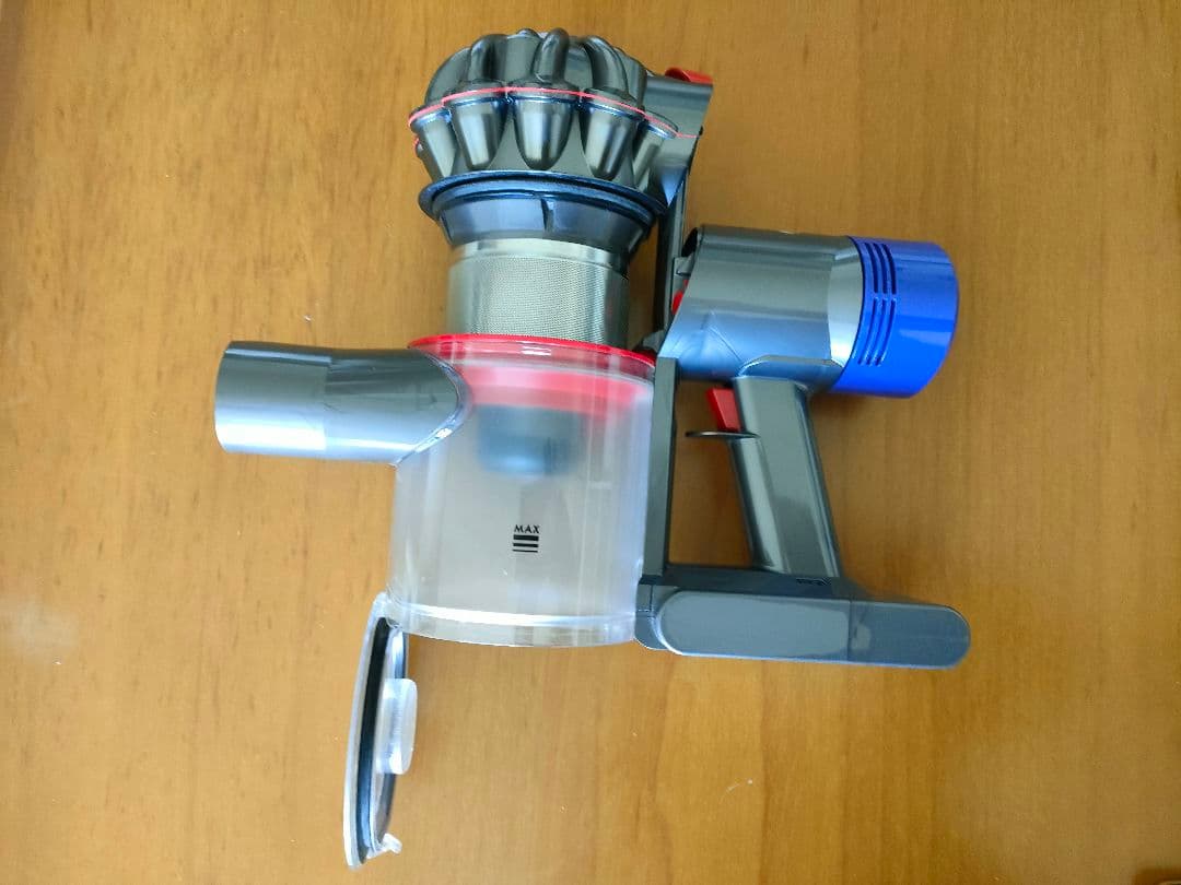 Dyson SV10 スティッククリーナー 本体＋ツールセット
