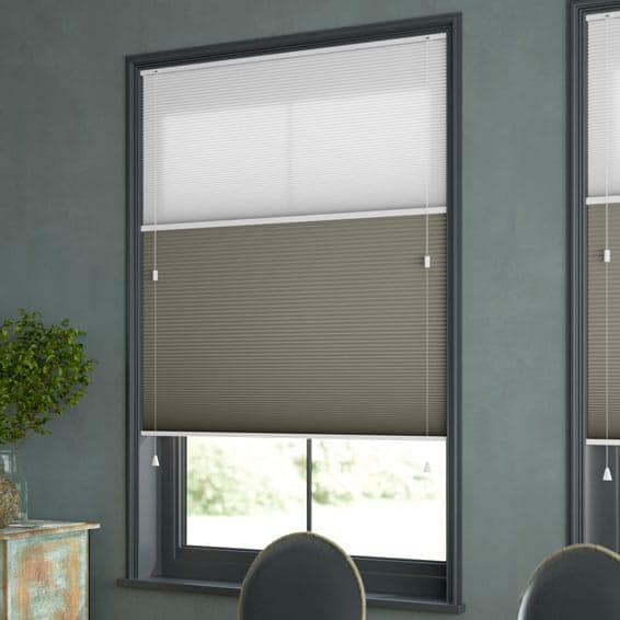 【最終値下げ】未使用　ハニカムシェード　ブラウングレー　118.5×57