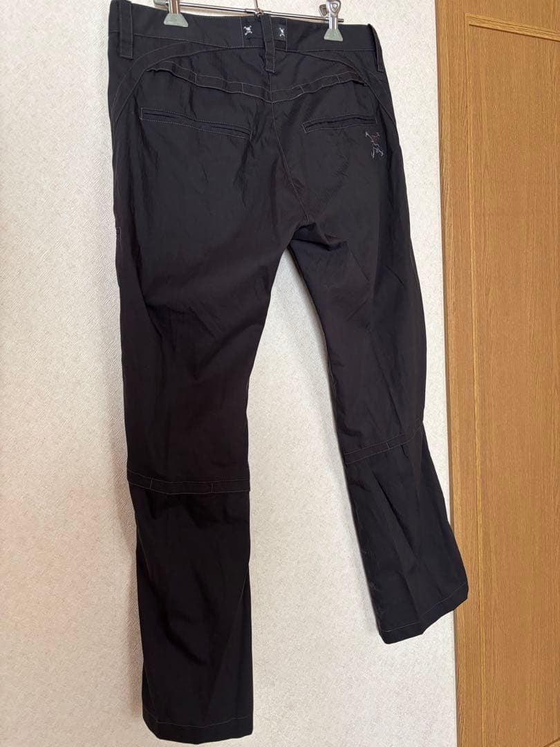 美品✨Oakley オークリー　ゴルフウェア　黒パンツ　スカル刺繍　サイズ33