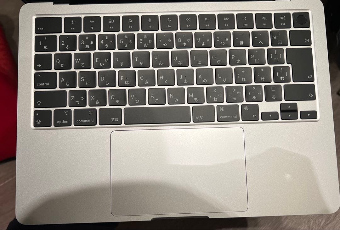 MacBook Air 13.6 2022 M2 8GB 256GB 超美品