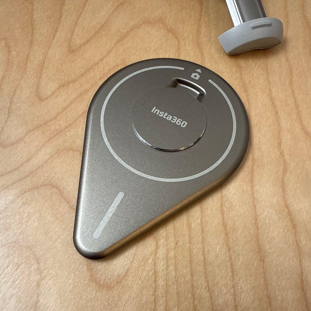 Insta360 Flow Pro 自動追尾機能付き三脚 NFC対応