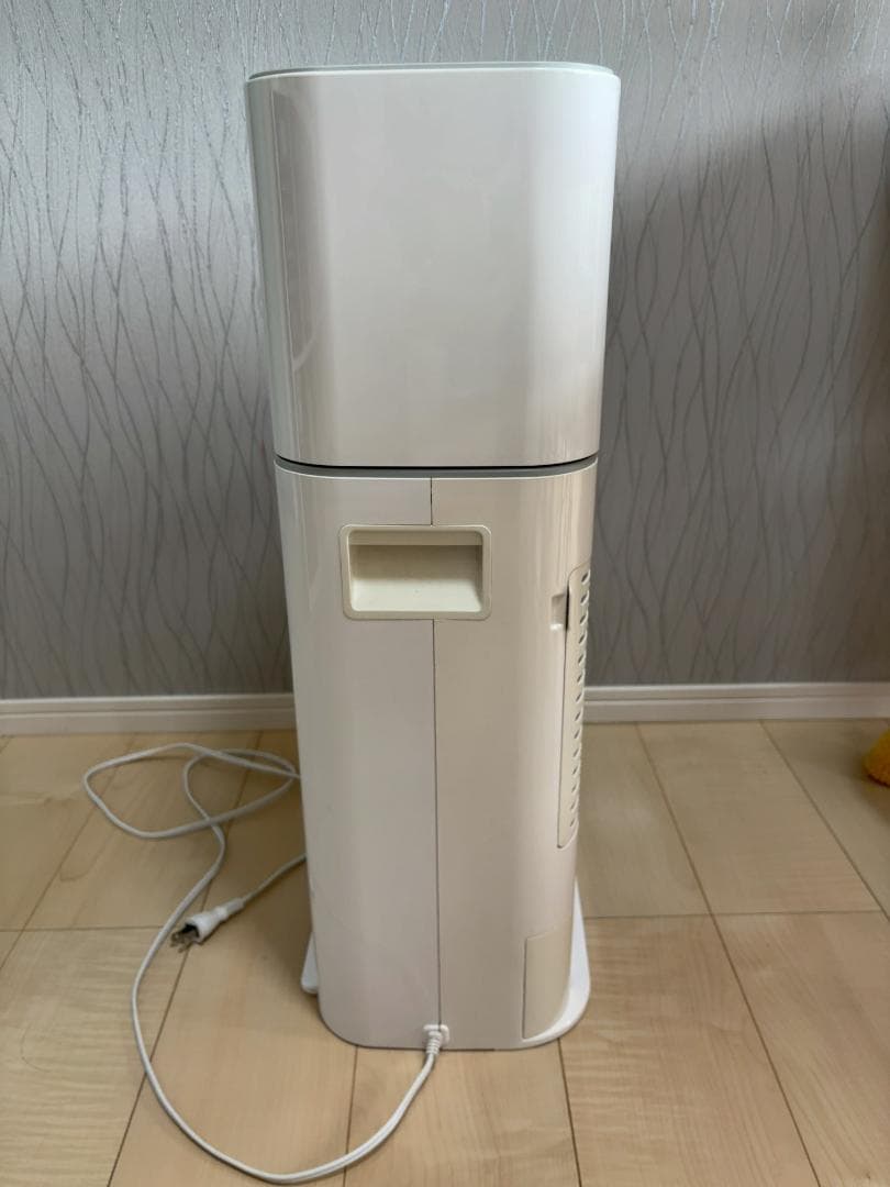 【引取歓迎】アイリスオーヤマ 除湿機　IJD-I50-WH