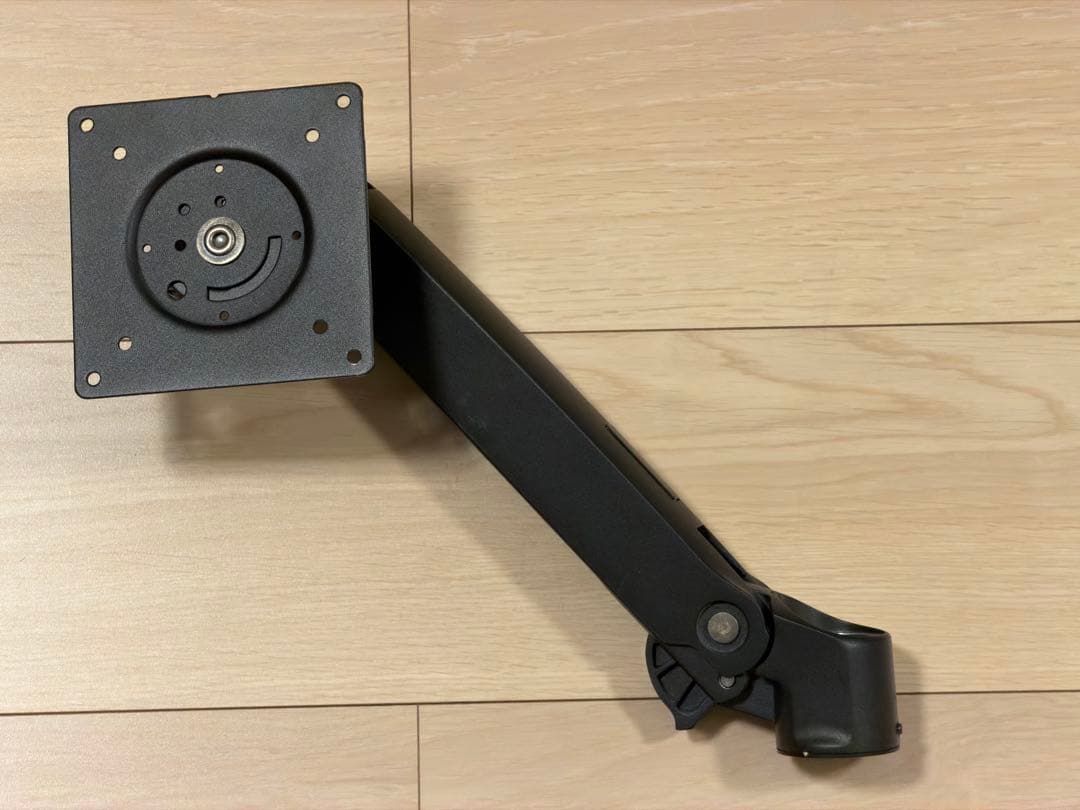 エルゴトロンLX マットブラック 45-241-224