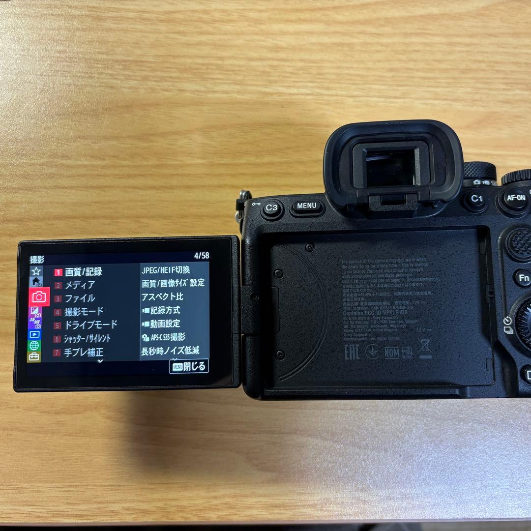 【極美品】SONY α7IV ILCE-7M4 ボディ