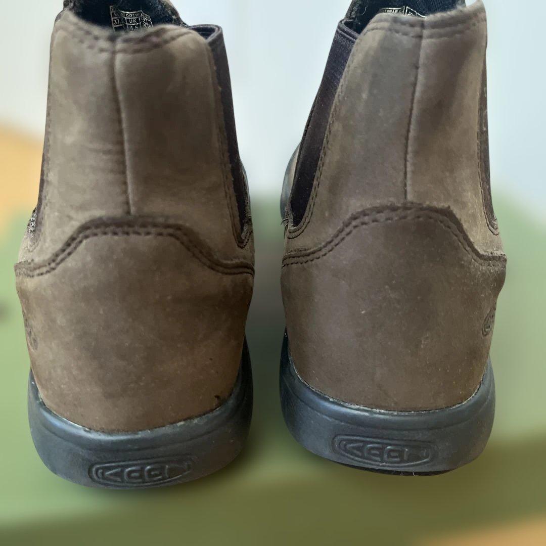 【未使用】KEENチェルシーブーツ ELENA CHELSEA 24 サイドゴア