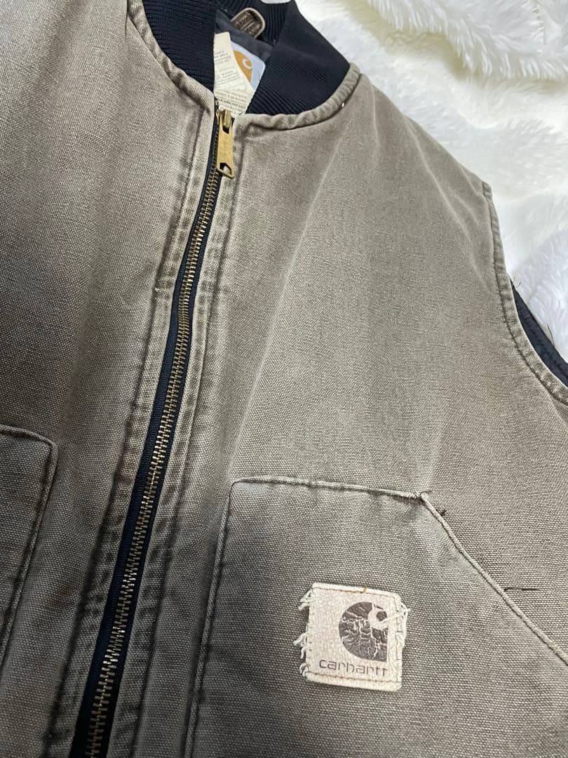 た*き様 Carhartt カーキ ベスト スカルプリント