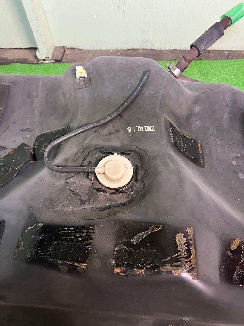 アルテッツァ　 GXE10　フューエルポンプ77020-53011 　燃料タンク