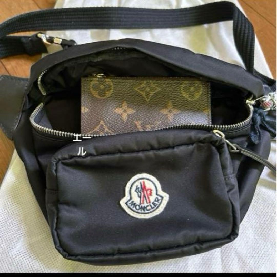 モンクレール ボディバック　 ポシェット