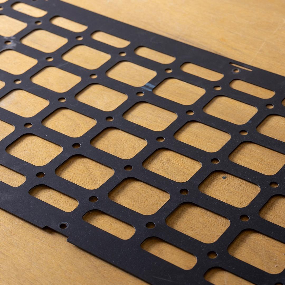 IPFリアウィンドウガード ジムニー JB64 / ジムニーシエラ JB74