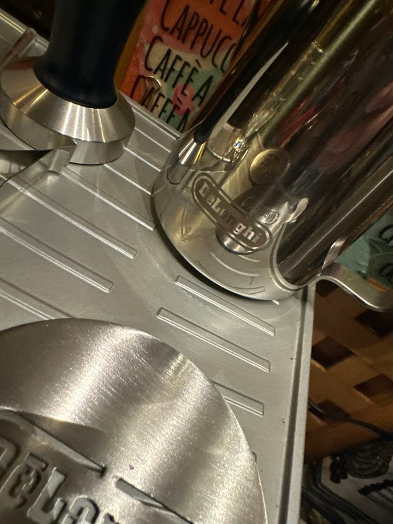 8186♣️家電 デロンギ エスプレッソマシン & バリスタセット EC860M