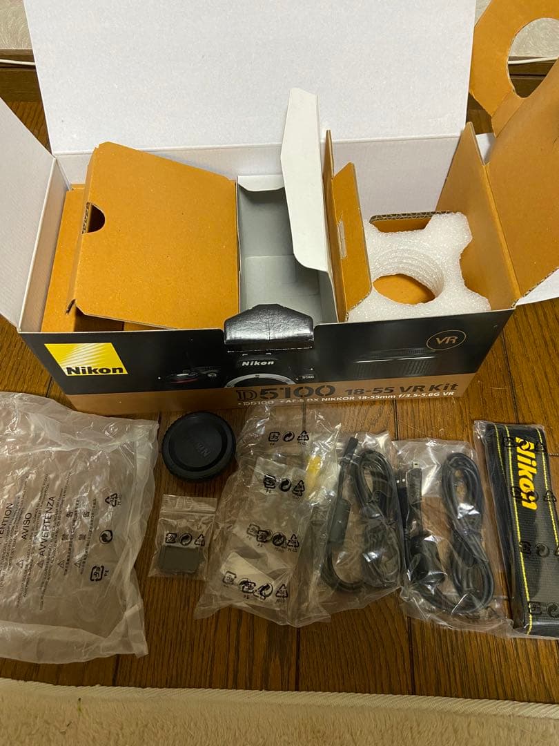 Nikon D5100ダブルズームキット