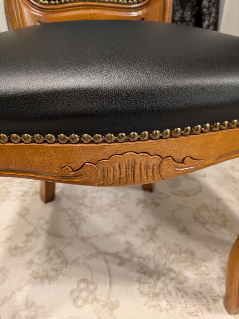 美品‼️ラスト１脚❗️イタリア ダイニングチェア 革張り 猫脚 ブラック