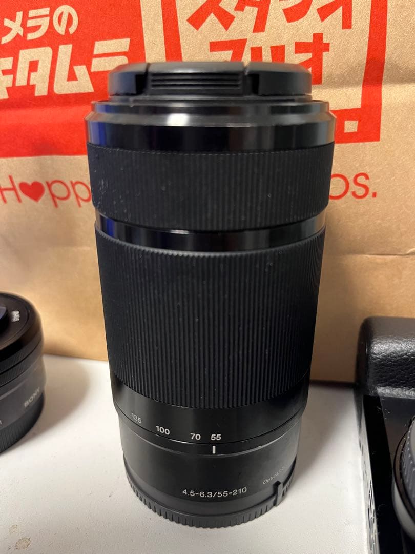 Sony α6000 ミラーレスカメラ 本体 + レンズ