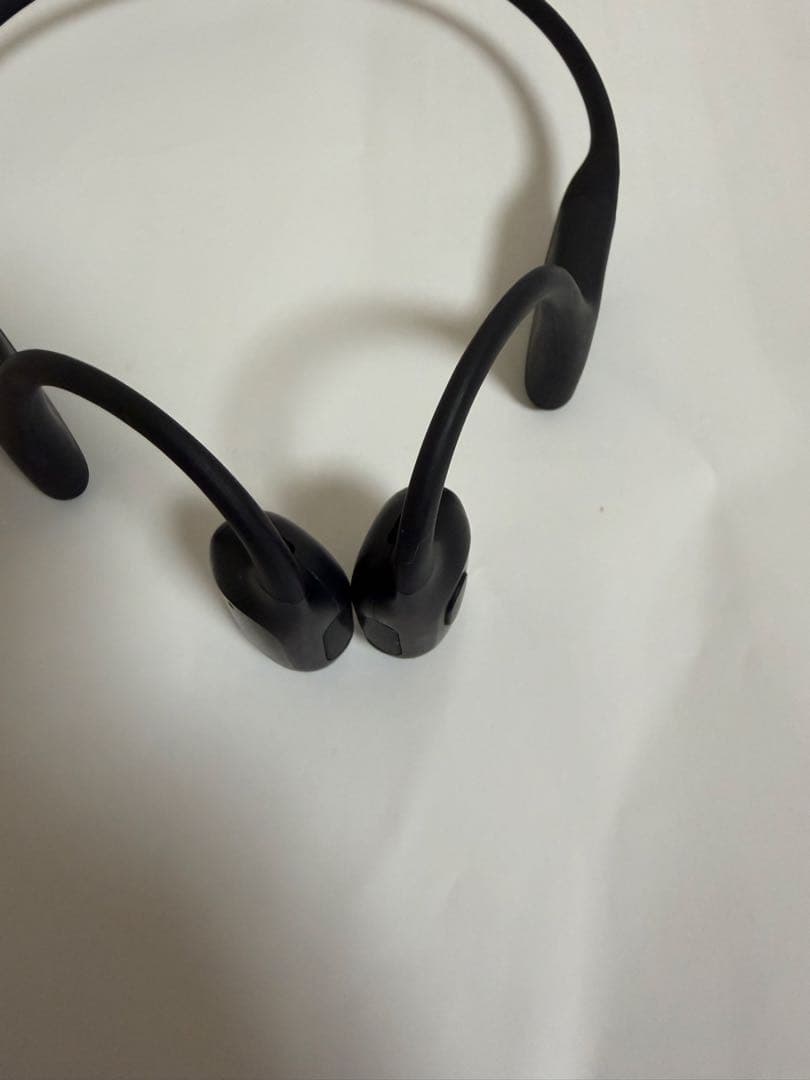 SHOKZ 骨伝導イヤホン OpenRun ブラック 動作確認済　変換ケーブル付