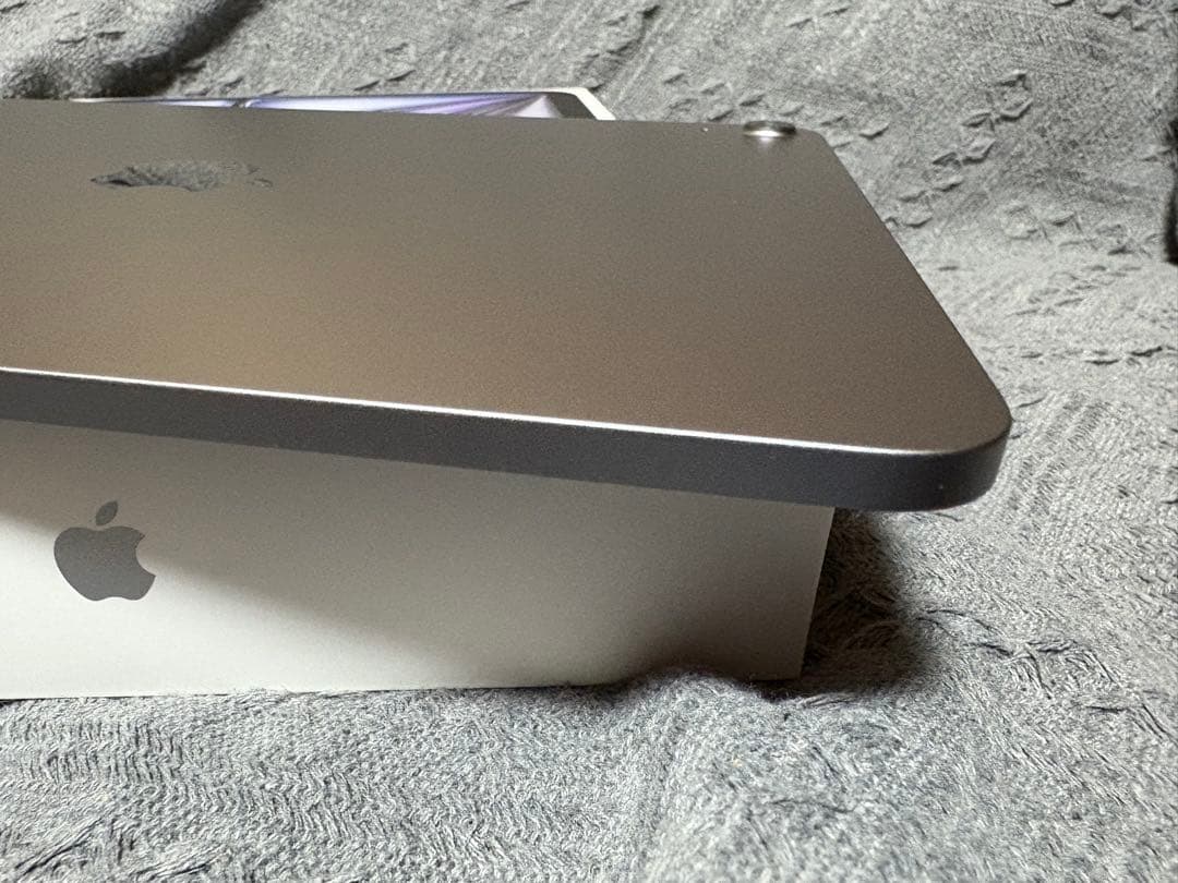 Apple iPad Air M2 128GBスペースグレー 本体