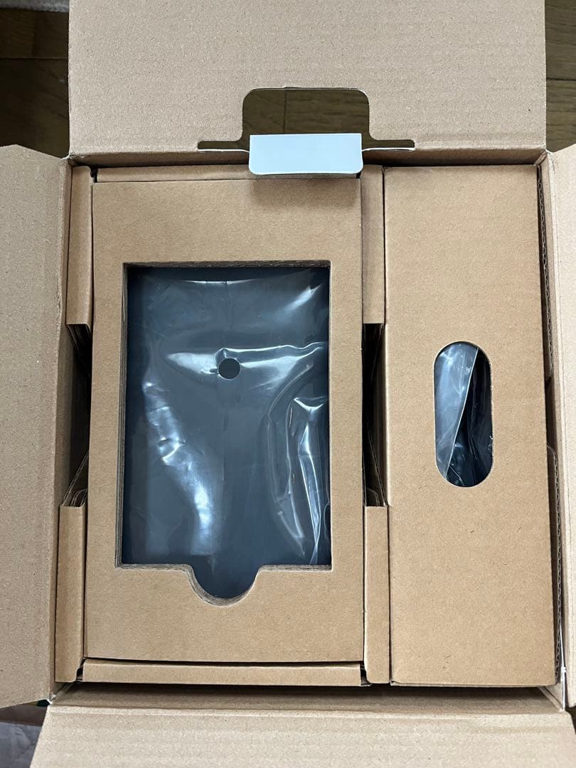 docomo 5G モバイルルーター HR02