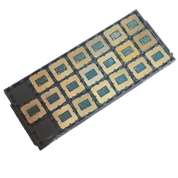 KN65-25ジャンクIntel E3-1225V2/V3/V5 1268LV3