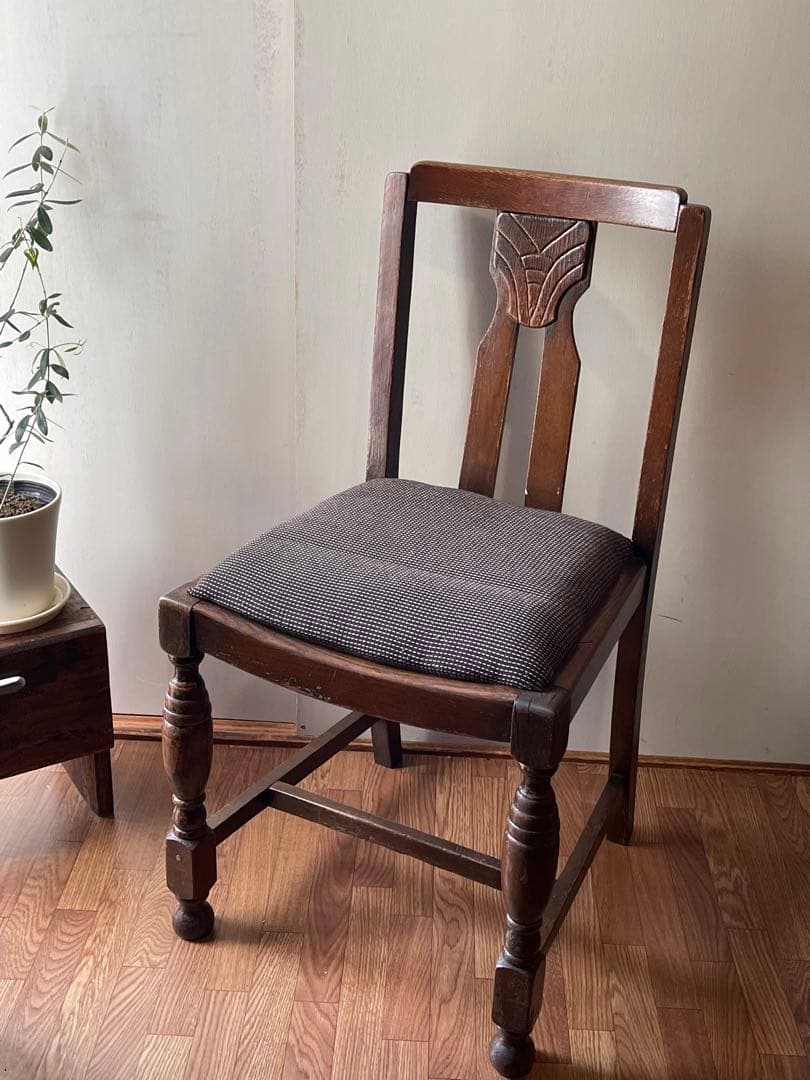 まむまむ UKダイニングチェア