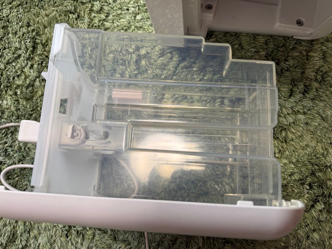 SHARP 除湿機 型名　CV-R71-W 2023年