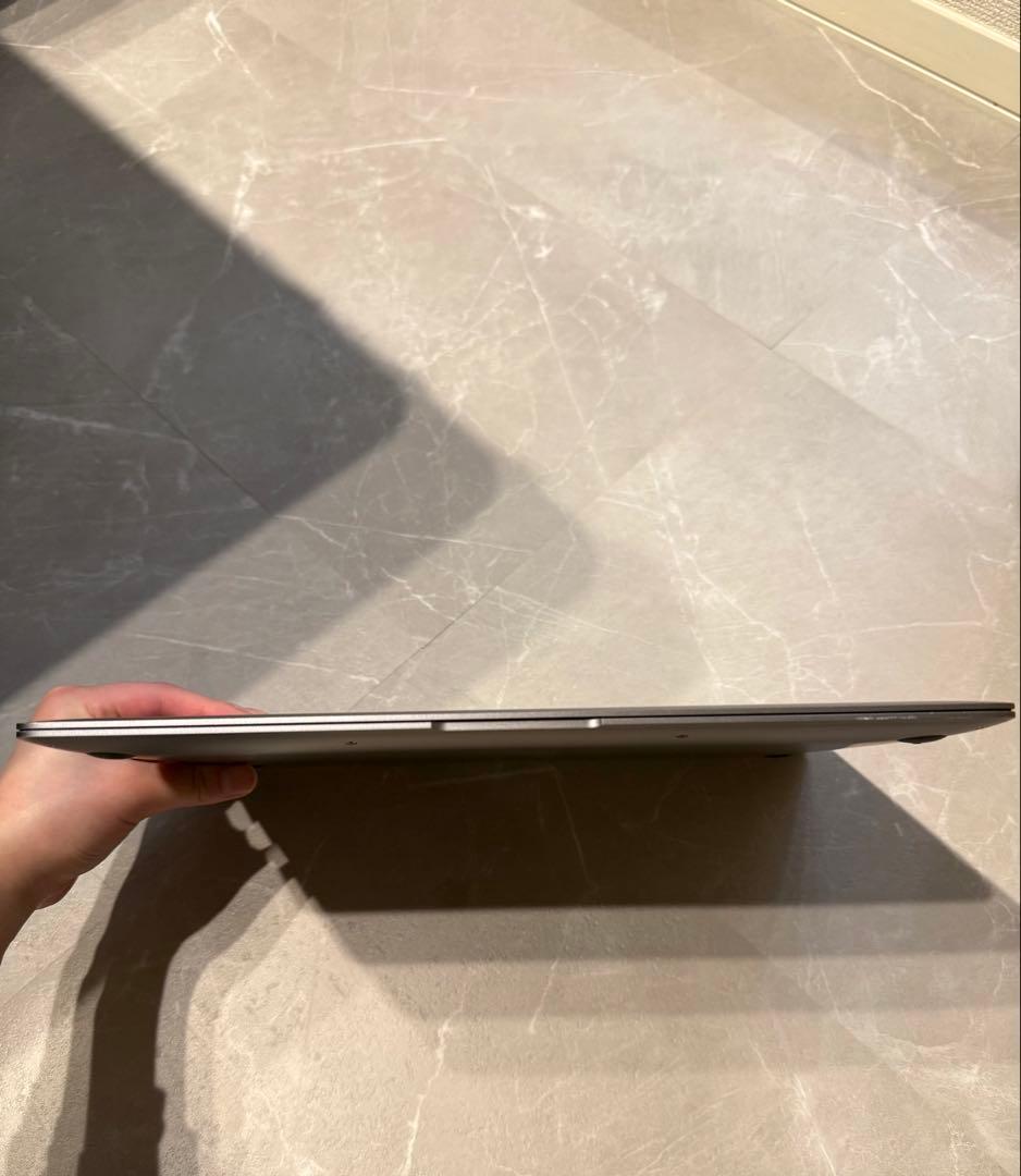Apple MacBook Air スペースグレー 256GB
