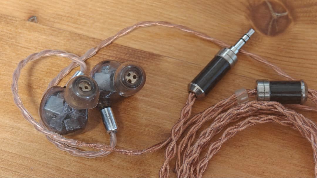 jomo audio samba イヤホン ユニバーサル