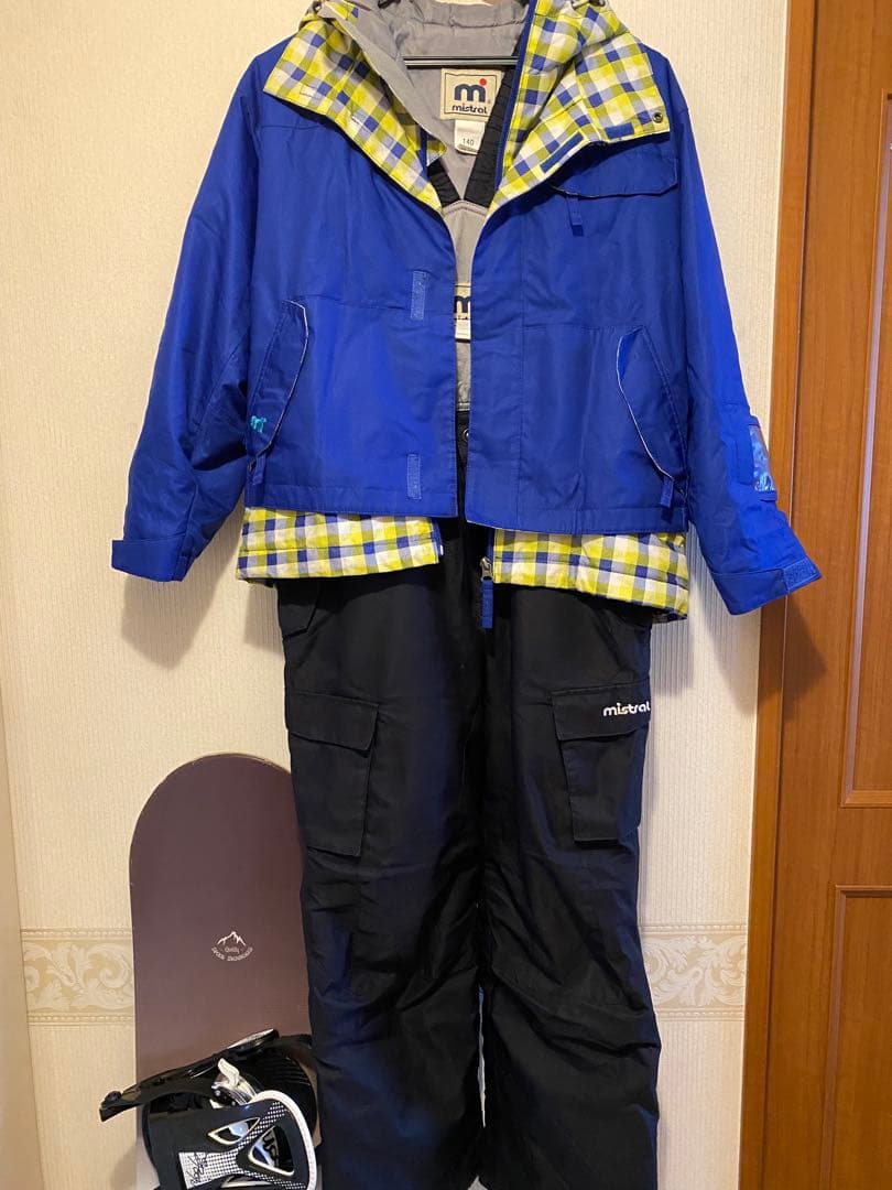 ジュニアスプーンスノーボード3点セット　ボード120㎝　ブーツ22.0-23.0