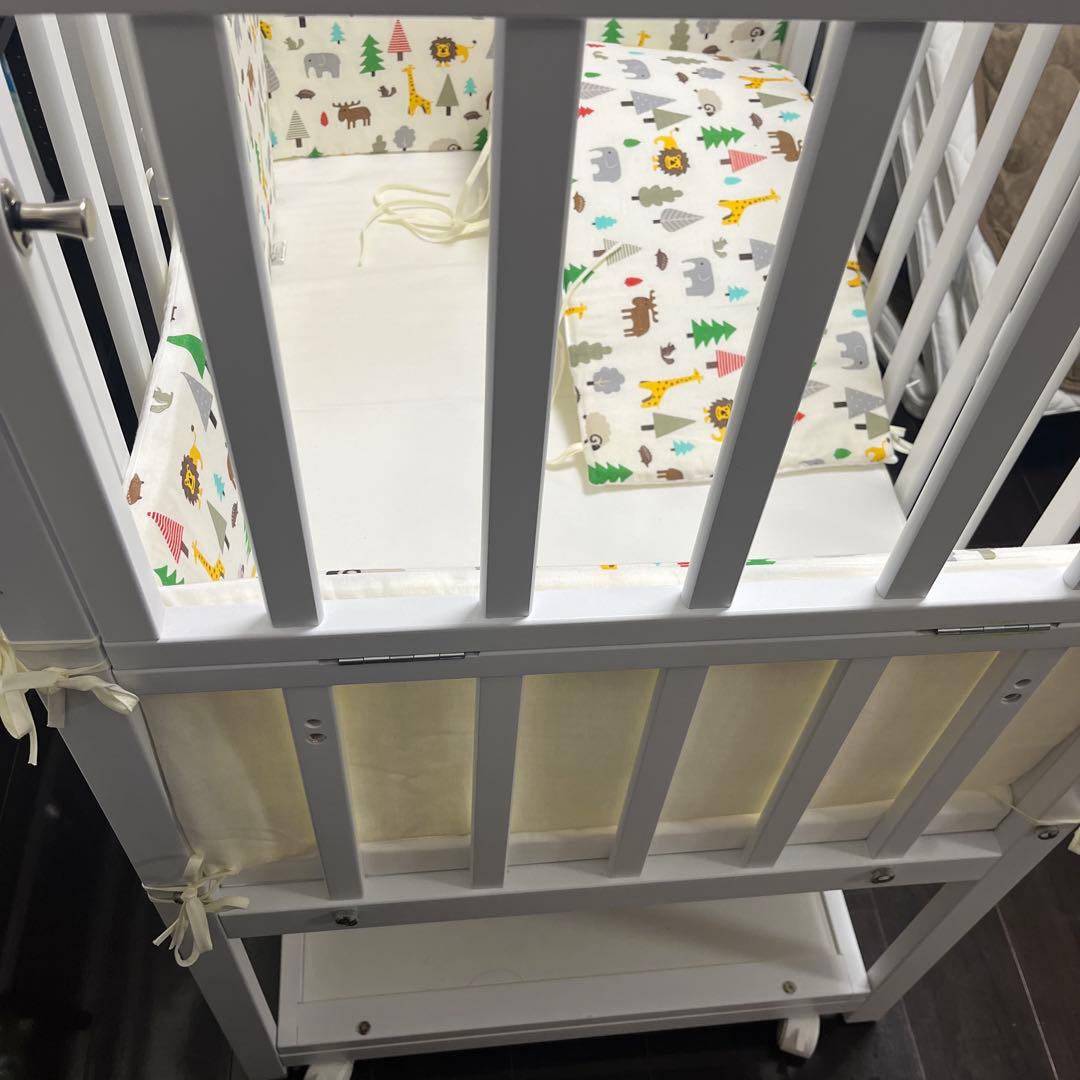 ヤマサキコンパクトベッドツーオープン ＋ベビーセンスホーム ＋動物柄ベッドガード