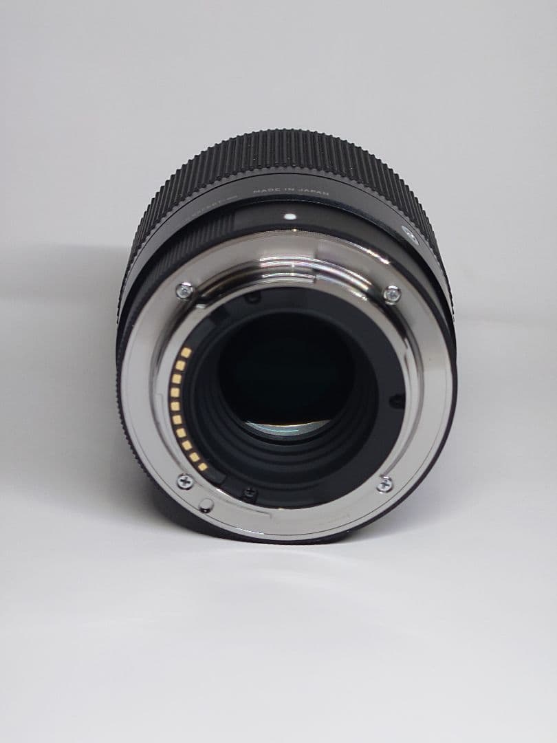 k*k様 SIGMA 30mm F1.4 DC DN 単焦点レンズおまけ付き