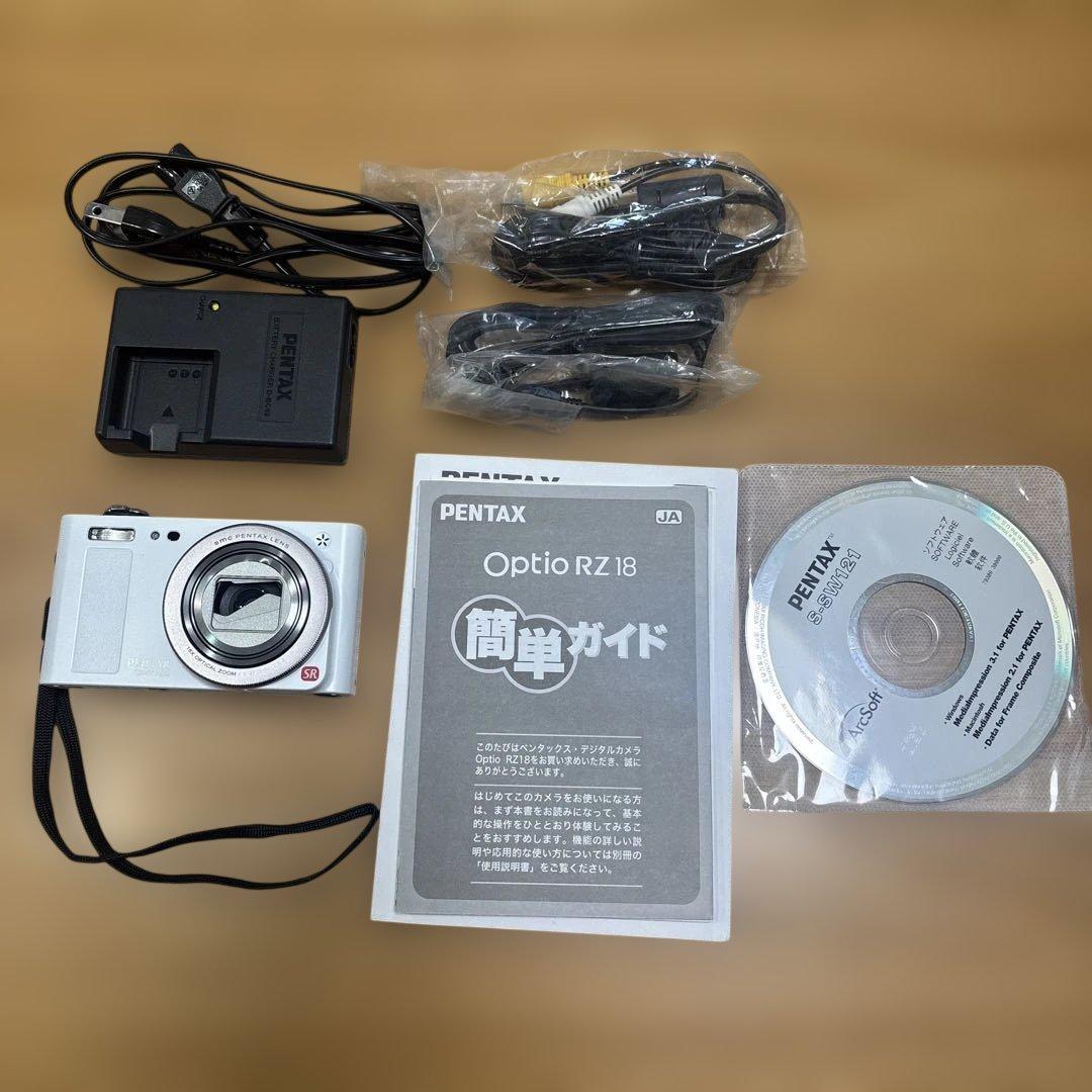 デジタルカメラ　ペンタックス　ホワイト