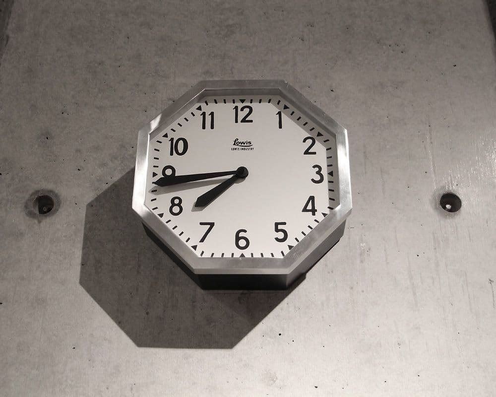 Lowis Industry Octagon Clock オクタゴンクロック