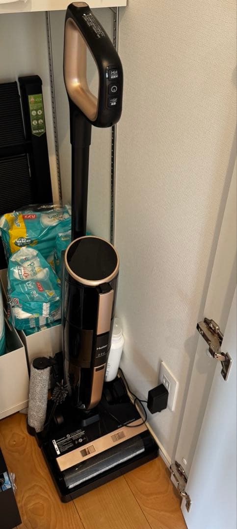 ハイアール(Haier)JC-M1A 吸引式床拭き掃除機