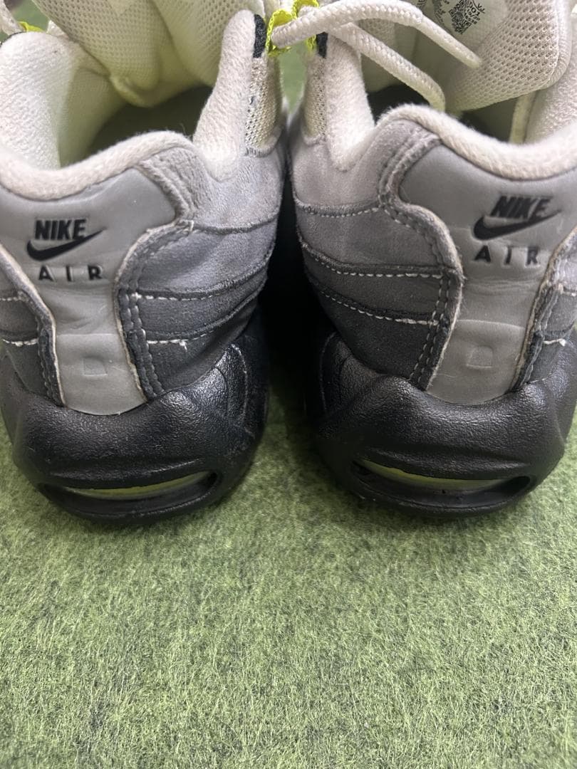 【日本未発売】Nike Air Max 95 ネオンイエロー 18.5 cm