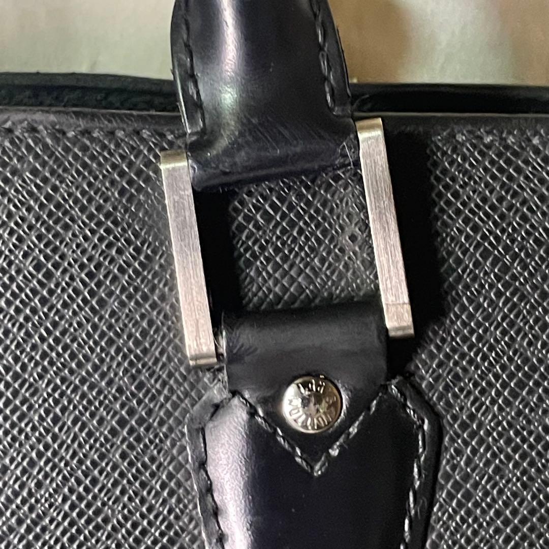 LOUIS VUITTON タイガ 黒 ビジネスバッグ ポルトドキュマン ロザン