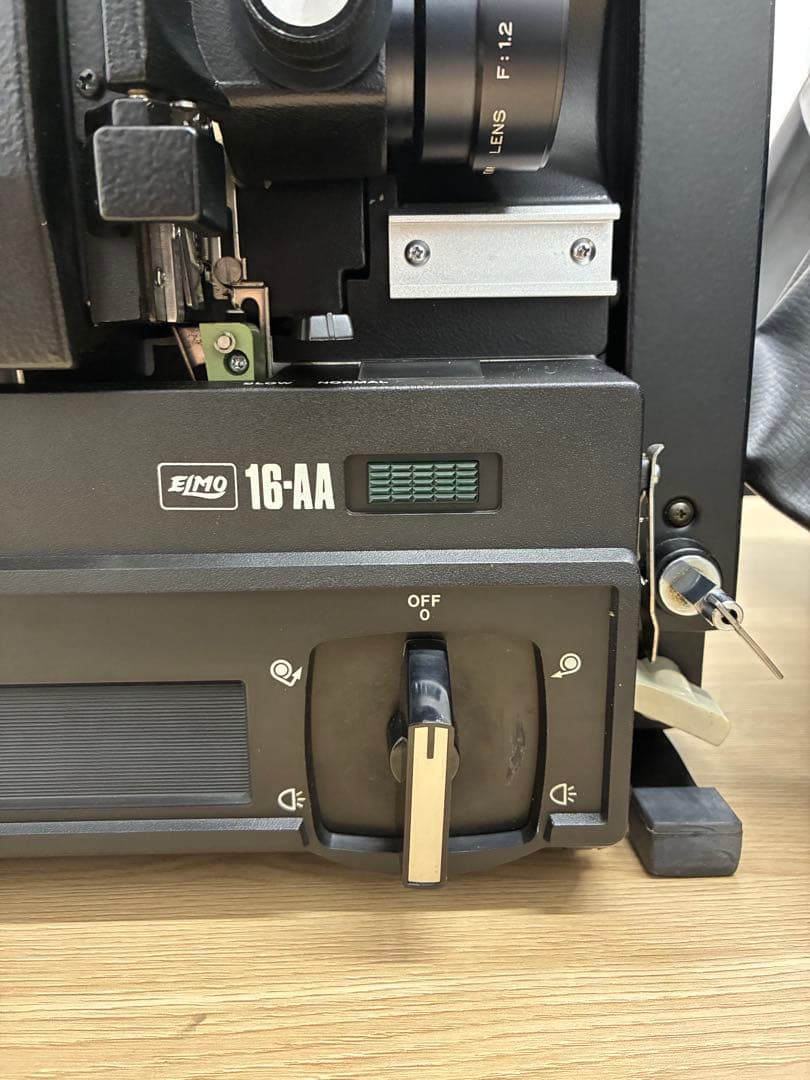 ELMO 16-AA プロジェクター本体