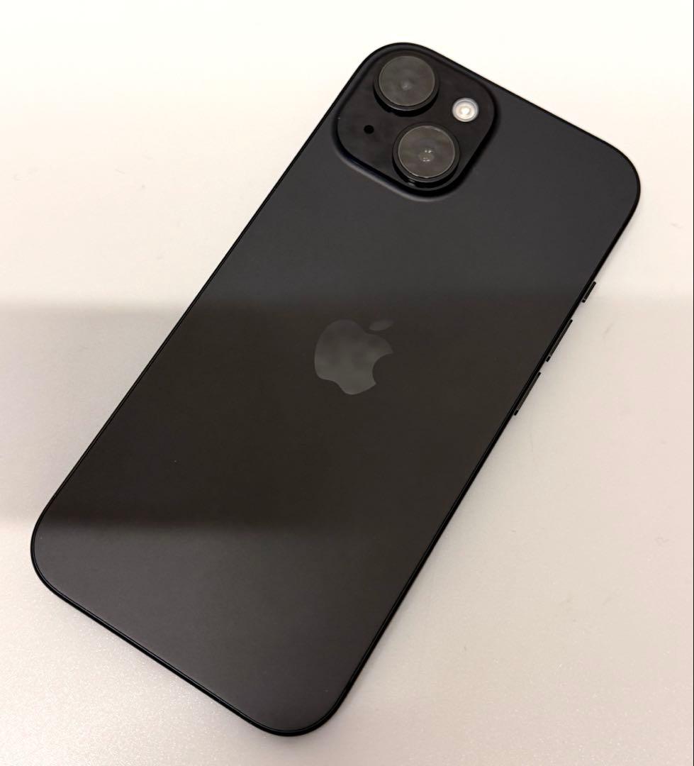 【極美品】iPhone15 ブラック 128GB SIMフリー おまけ多数あり