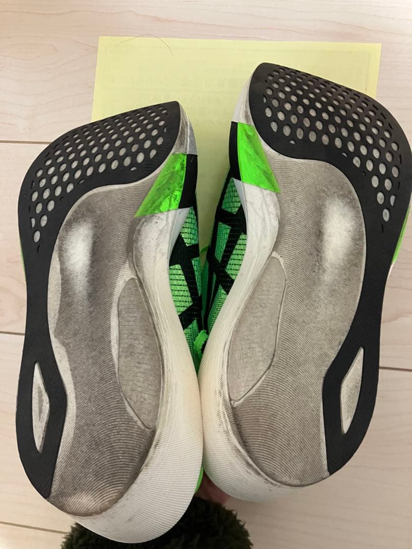 ASICS メタスピードエッジTOKYO ランニングシューズ　25.5cm