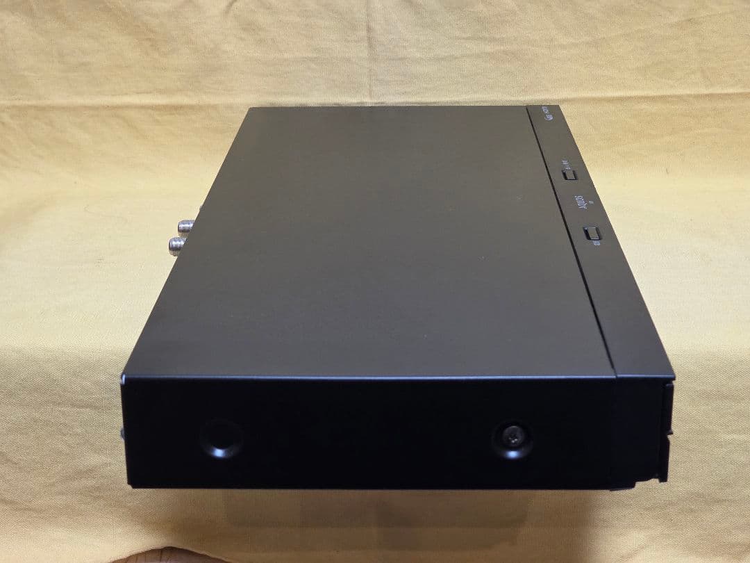 SHARP AQUOS BDレコーダー BD-NW1100　2017年製　整備品