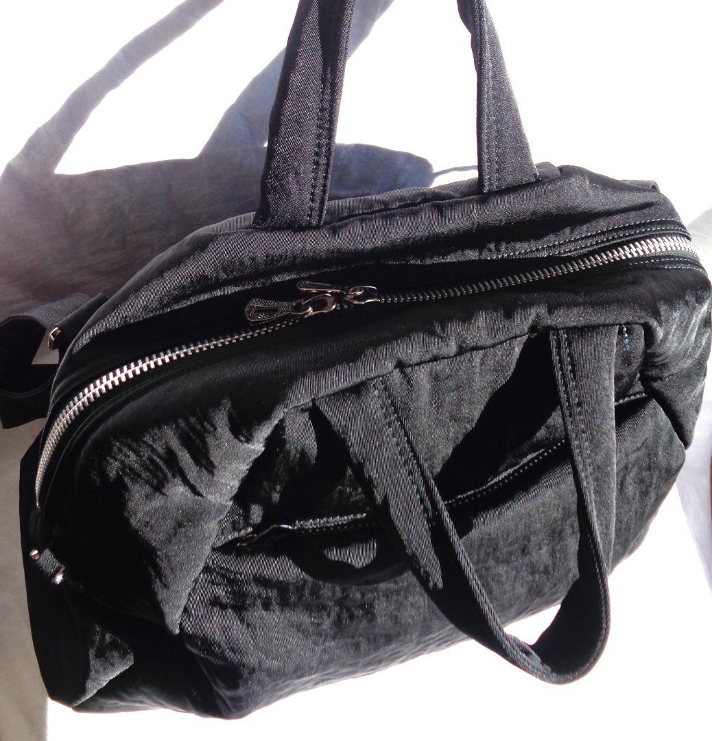 美品 ITTIイッチ Annie Puffer Madison Bag ブラック