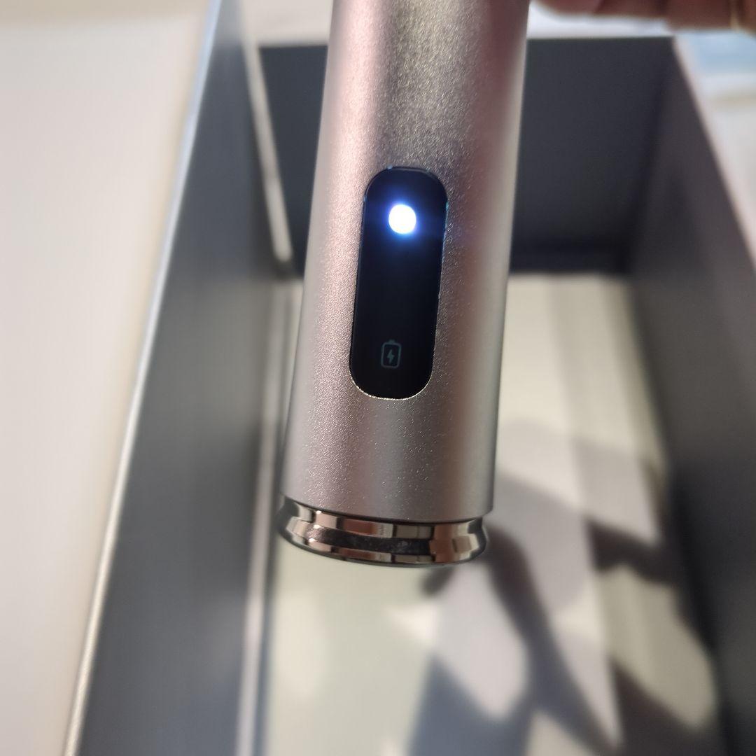 値下げ★Glow.M BOOOSTER SONIC 美顔器