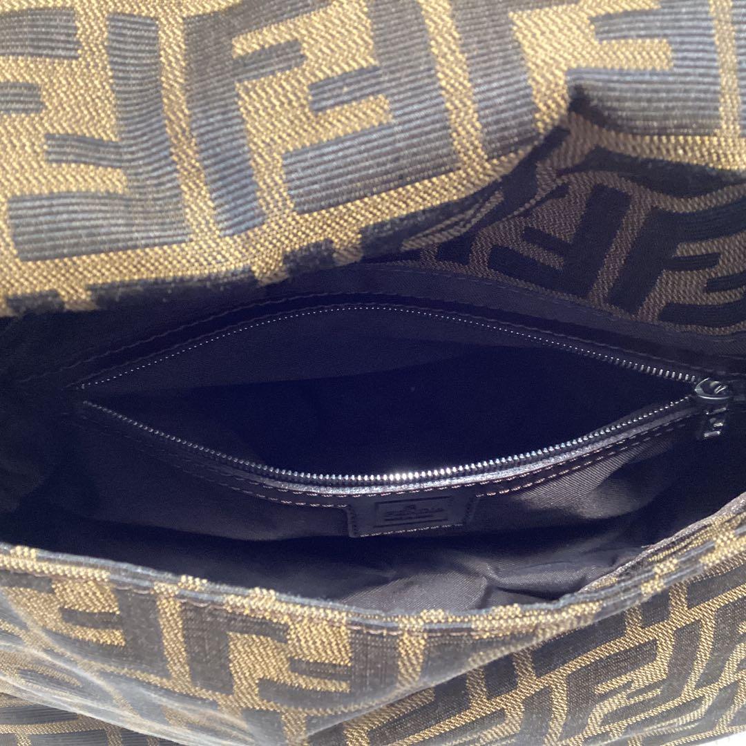 Fendi ロゴパターン ショルダーバッグ