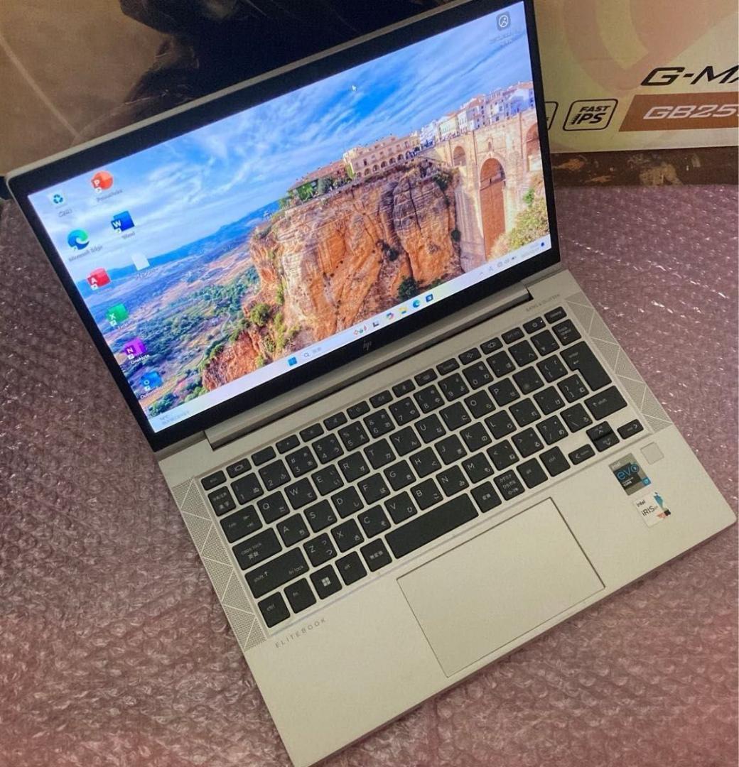 Windowsノート本体 HP EliteBook 830 G8 i7 1165G7 16GB 512GB