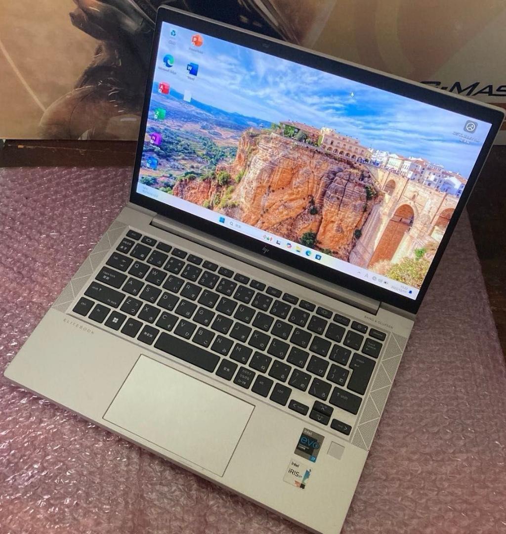 Windowsノート本体 HP EliteBook 830 G8 i7 1165G7 16GB 512GB