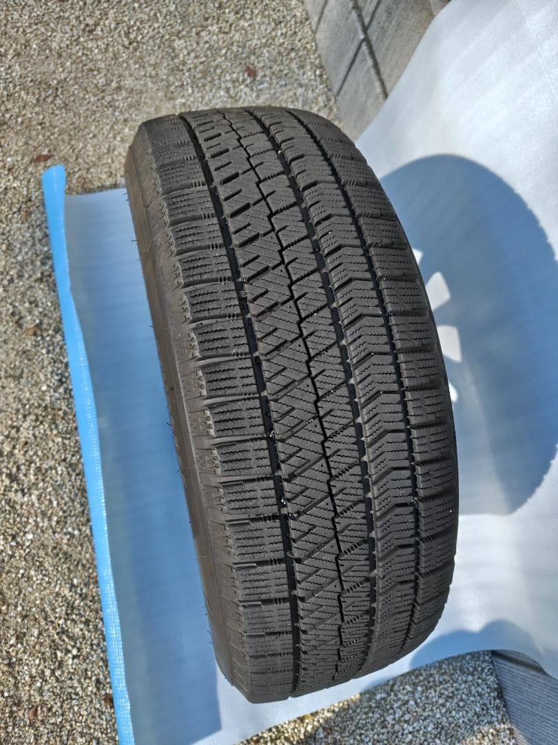 16インチ ブリヂストン スタッドレスタイヤ ホイールセット