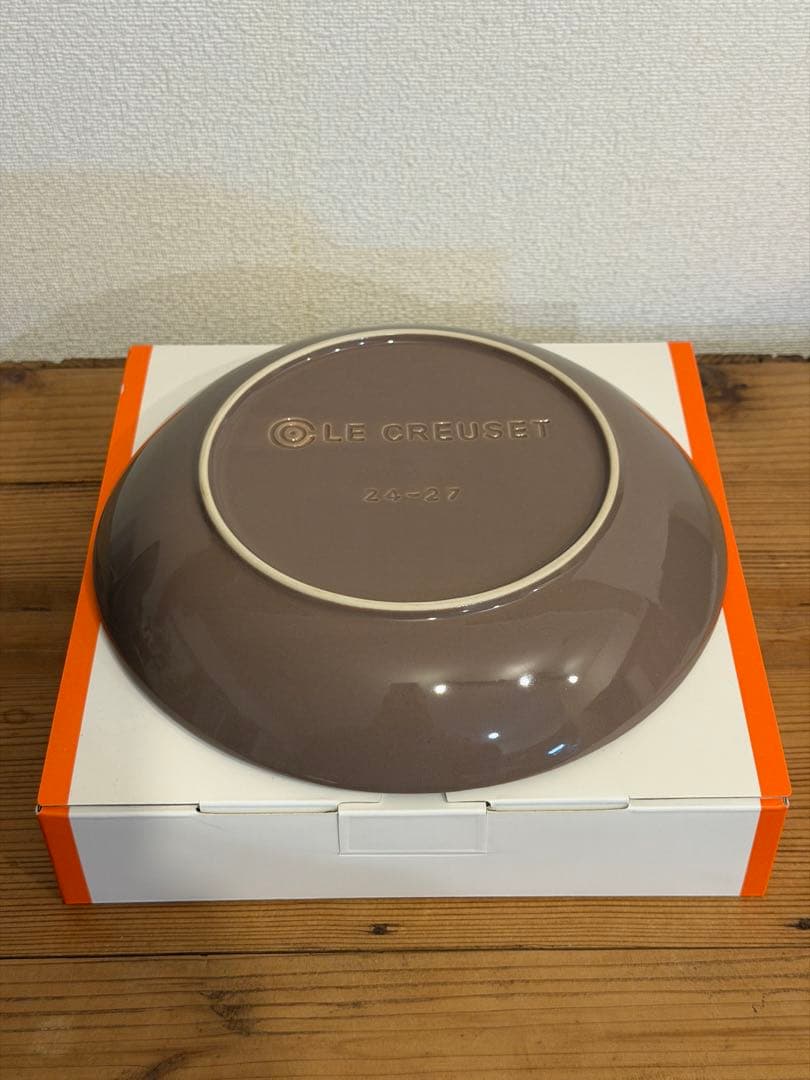 LE CREUSET メッシュラウンドプレート 2枚　マグカップ2脚セット