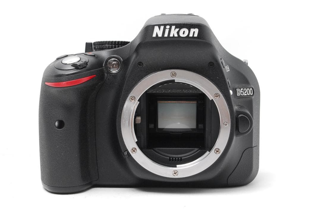 ◆新品級ショット数◆Nikon D5200　スマホ転送　お得なダブルレンズセット