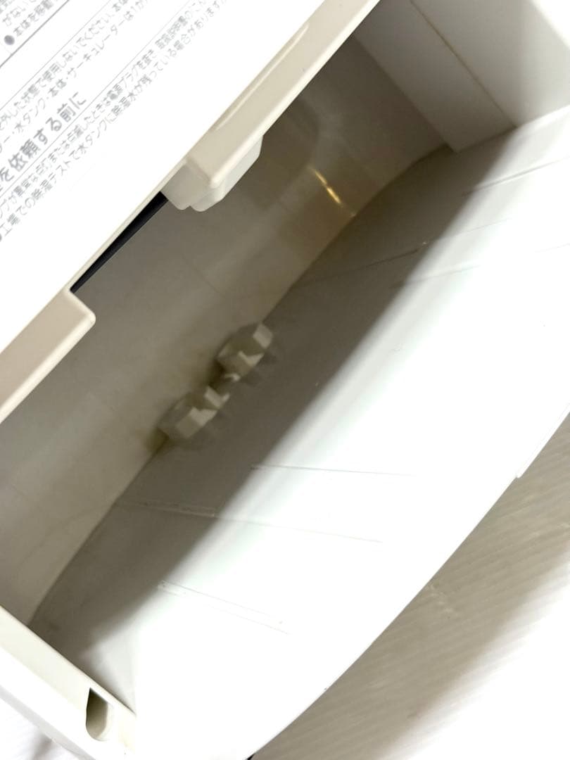 使用少 美品 2023年式 多角♪ アイリスオーヤマ 衣類乾燥除湿