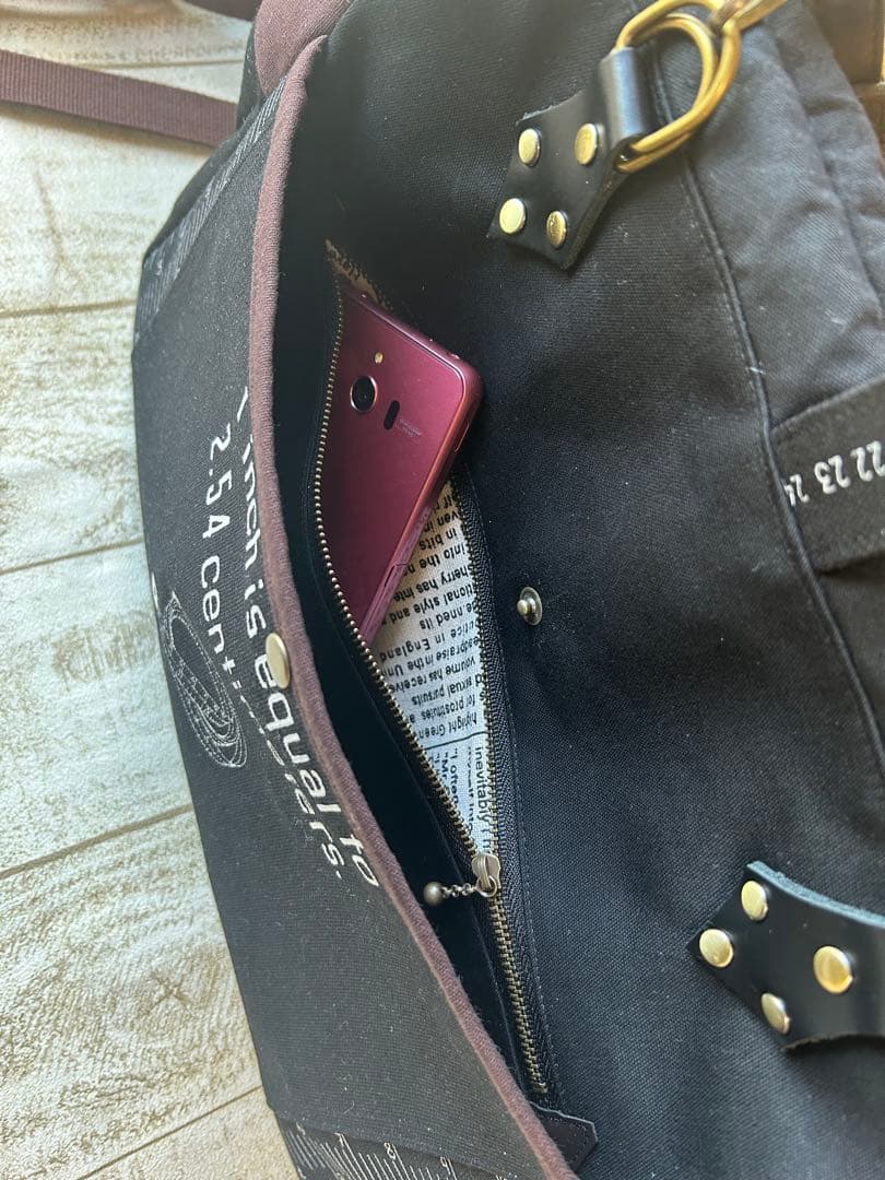 fucy♡ニューム口金バッグ★イケメンバッグ(* 'ᵕ' )☆