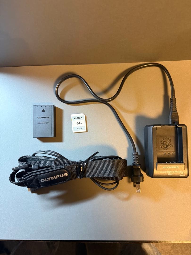 OLYMPUS PEN E-PL7 ダブルズームキット＋ 純正パンケーキレンズ他