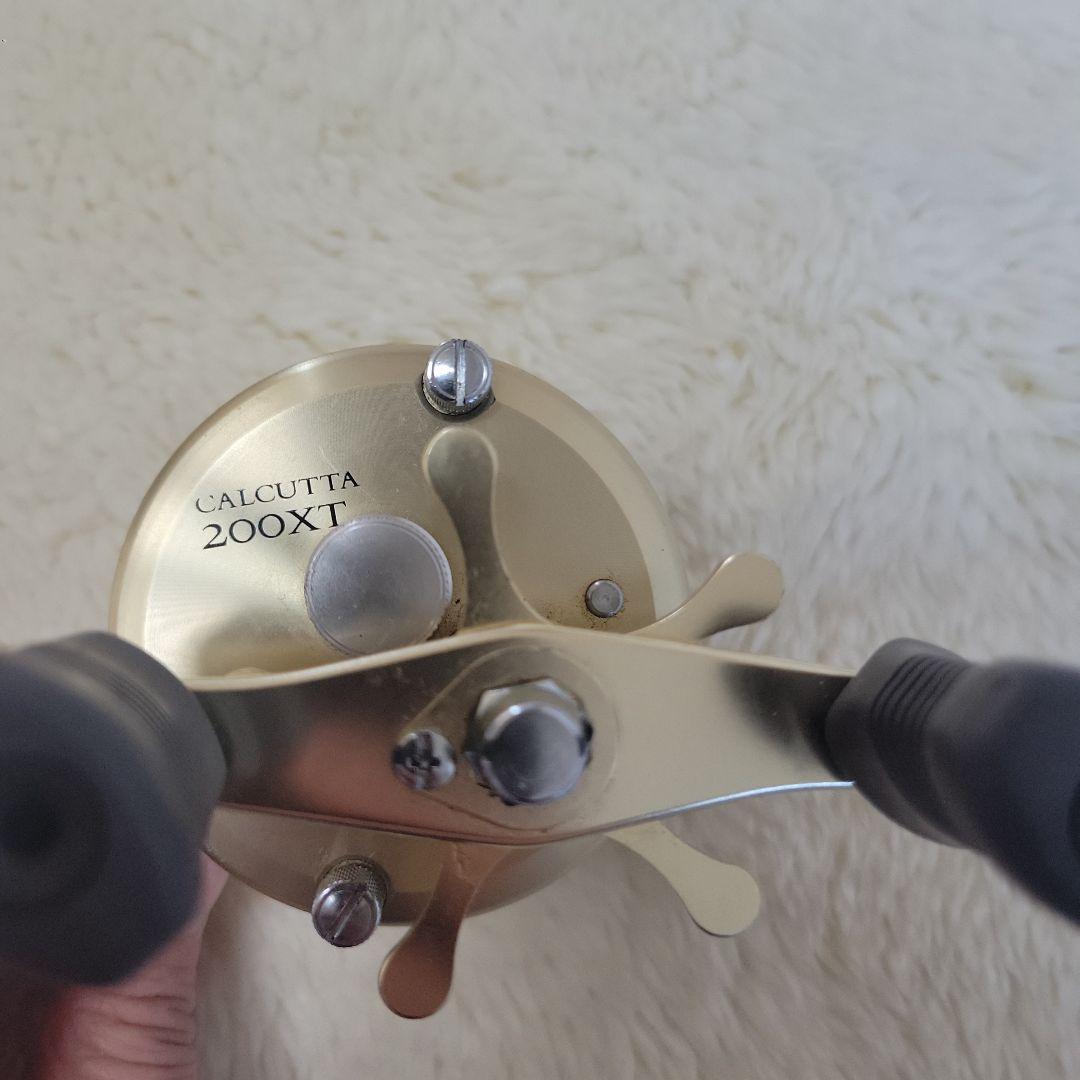 SHIMANO CALCUTTA 200XT ベイトリール